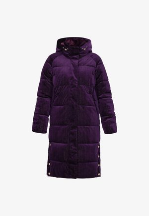 Cappotto imbottito viola realizzato in tessuto strutturato, con cappuccio, tasche frontali e bottoni a pressione laterali per una vestibilità regolabile.