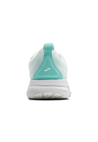 Zapatilla deportiva blanca con un upper texturizado y un acento en el talón turquesa. Cuenta con una suela acolchada y un diseño minimalista.