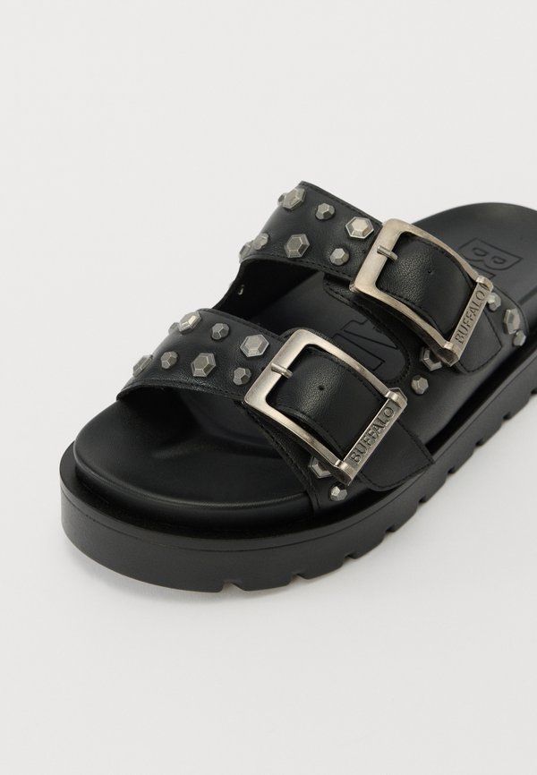 RAYA ARI STUD - Slippers2