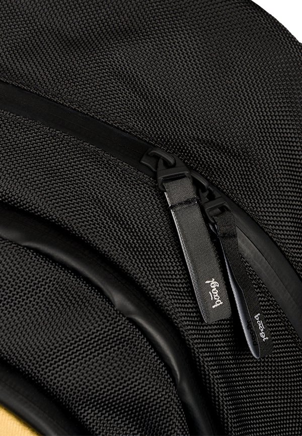 Schulranzen – schwarz