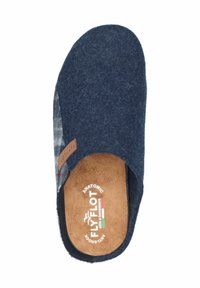Navy blue slip-on slipper with a felt upper and a plaid accent. Features a cushioned, tan insole with “FLY FLOT” branding. Anatomic design.