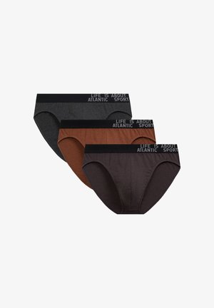 Trzy pary męskich slipów w kolorze czarnym, brązowym i ciemnoszarym. Miękki materiał z kontrastowymi czarnymi elastycznymi paskami w talii z napisem "ŻYCIE TO SPORT."