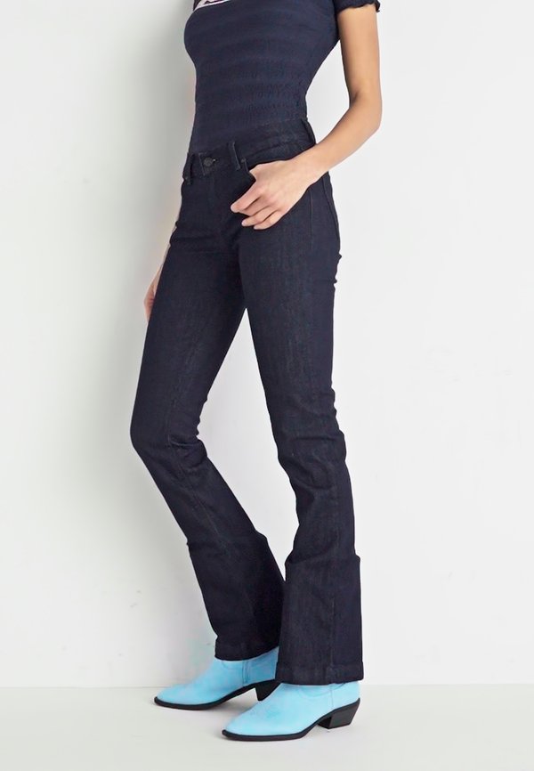 FALLON MID RISE BOOTCUT - Bootcut jeans - rinsed denim4
