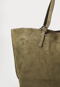 Becksöndergaard AUBREY BAG - Shoppingveske - army