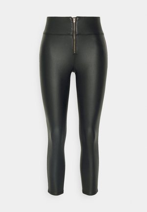 ONLY Petite, ONLIMOGEN ANK LONG COATED PANT - Püksid - black