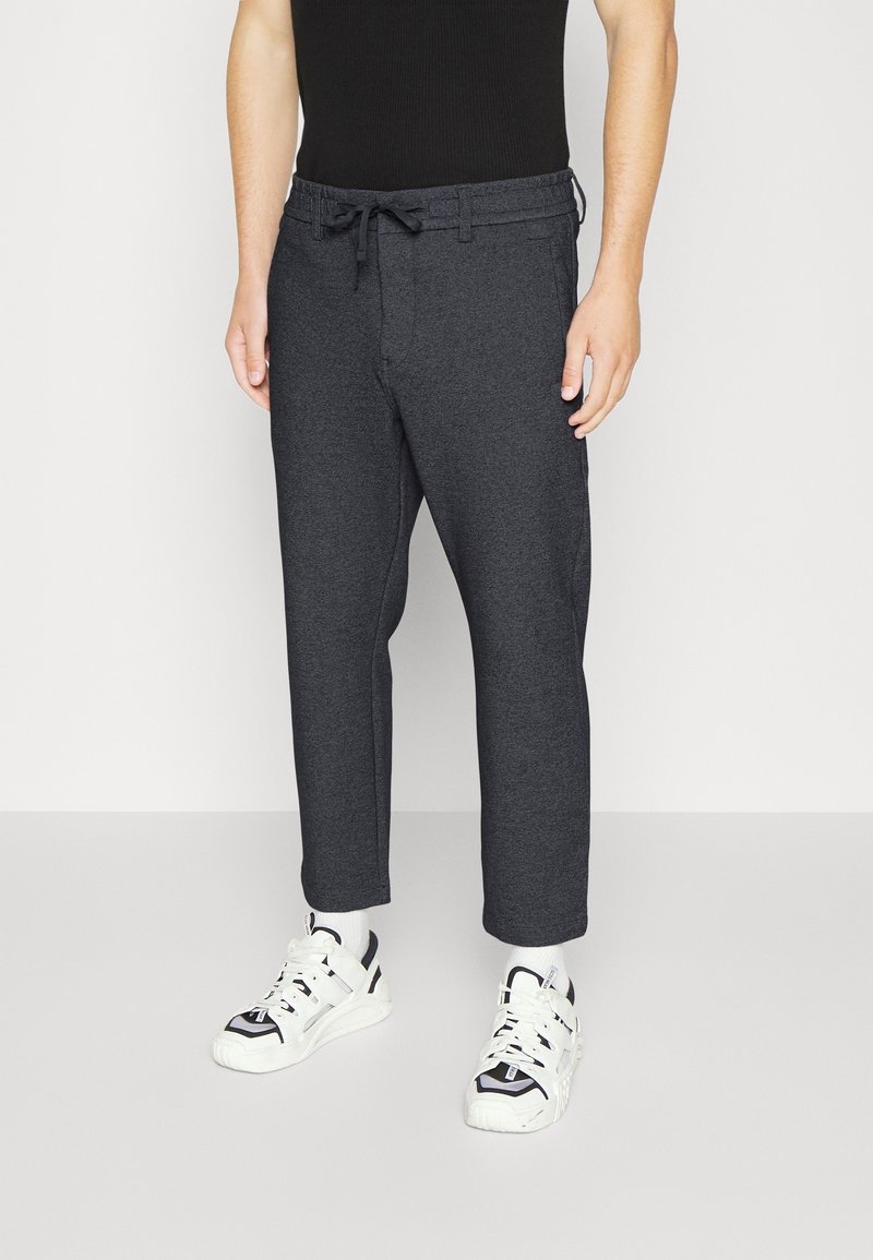 BOSS Tygbyxor - grey