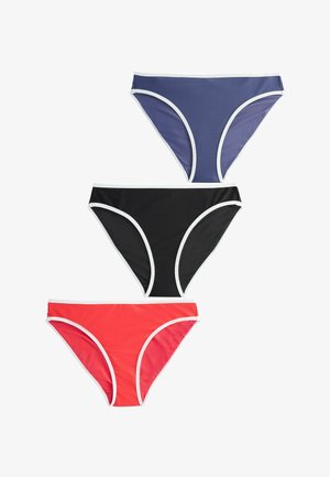 Trei slipuri de bikini în albastru, negru și roșu, fiecare cu margini albe de-a lungul muchiilor, așezate vertical pe un fundal alb.