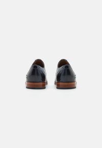 Melvin & Hamilton CLINT - Støvletter - navy/rich tan