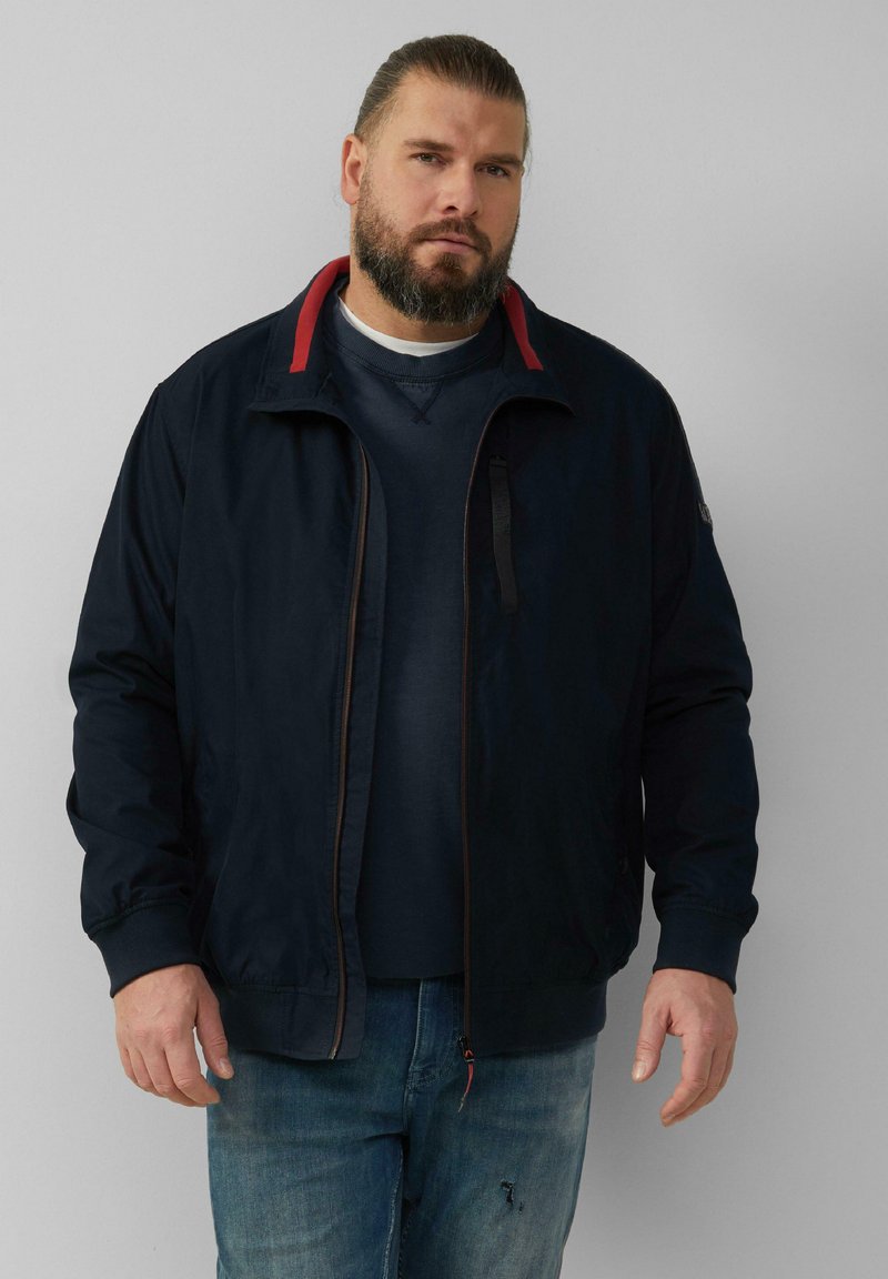 s.Oliver GEFÜTTERTE MIT KRAGEN UND KONTRAST DETAILS - Bomber Jacket - navy