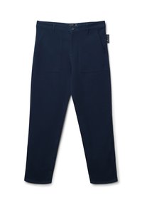 Pantaloni blu navy realizzati in un tessuto morbido con vita piatta, due grandi tasche frontali e chiusura con zip e bottone.