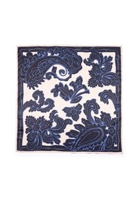 Jedwabny szalik z granatowym wzorem paisley i kwiatowym na kremowym tle, z kontrastującą granatową ramką i gładką teksturą.