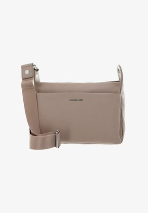 Borsa a tracolla in pelle beige chiaro con superficie testurizzata, dotata di tasca frontale, tracolla regolabile e dettaglio in metallo con logo.