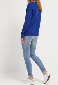 GAP Pullover - royal blue