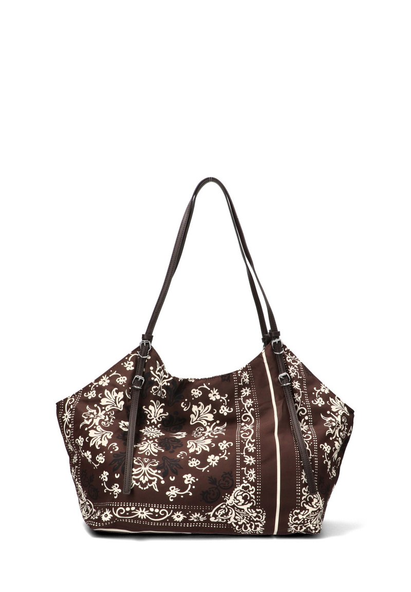 Bolso de mano marrón oscuro con patrones florales y geométricos en crema, dos asas resistentes y una textura de tela suave. Presenta cierres de cremallera y acentos.