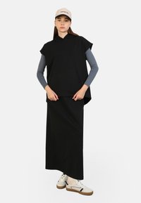 Modanisa BENIN SET - Maxi sukně - black