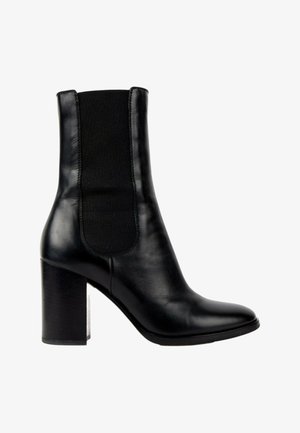 Gianvito Rossi, Bottines à talons hauts - black