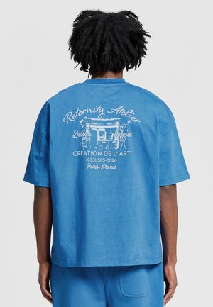 DE L'ART T - Printtipaita - blue