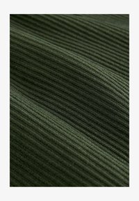 Vald, forest green