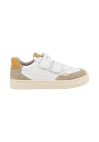 Sneakers in pelle bianca con dettagli in camoscio beige, due cinturini in velcro e una piccola linguetta sul tallone color tan. Suola in gomma texturizzata.