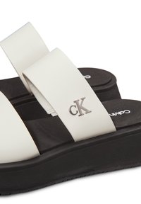 Calvin Klein Jeans PLATFORM - Ciabattine - silver birch black