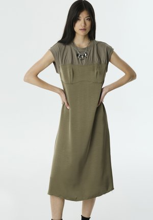 Jerseykleid - l.khaki