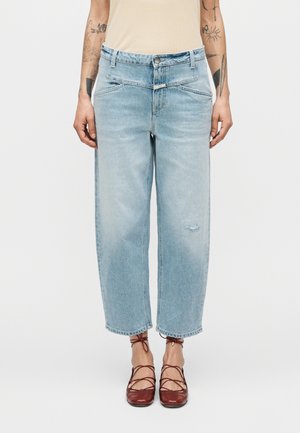 - Jeansy Relaxed Fit