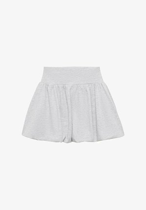Lichtgrijze shorts van zacht materiaal, met een elastische tailleband en een klokvormig, geplooid ontwerp zonder zichtbare versieringen.