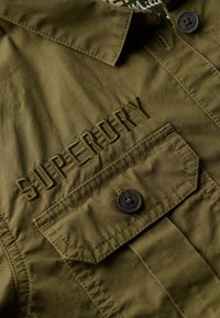 MILITARY - Blusa - burnt olive