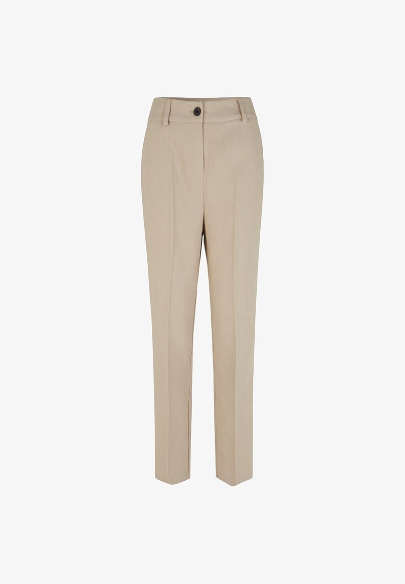 Pantalones beige de corte ajustado, fabricados en tejido entrelazado. Presentan pierna recta, pliegues frontales, cierre de botón y bolsillos. Diseño clásico.