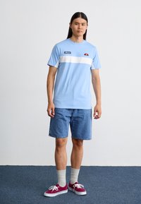 Ellesse DINELLI TEE - Triko s potiskem - light blue
