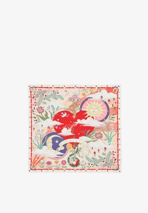 Pañuelo cuadrado con un gran corazón rojo, motivos de sol y luna, flores, pájaros y nubes con una pancarta "FREYA" en el centro sobre un fondo pastel.