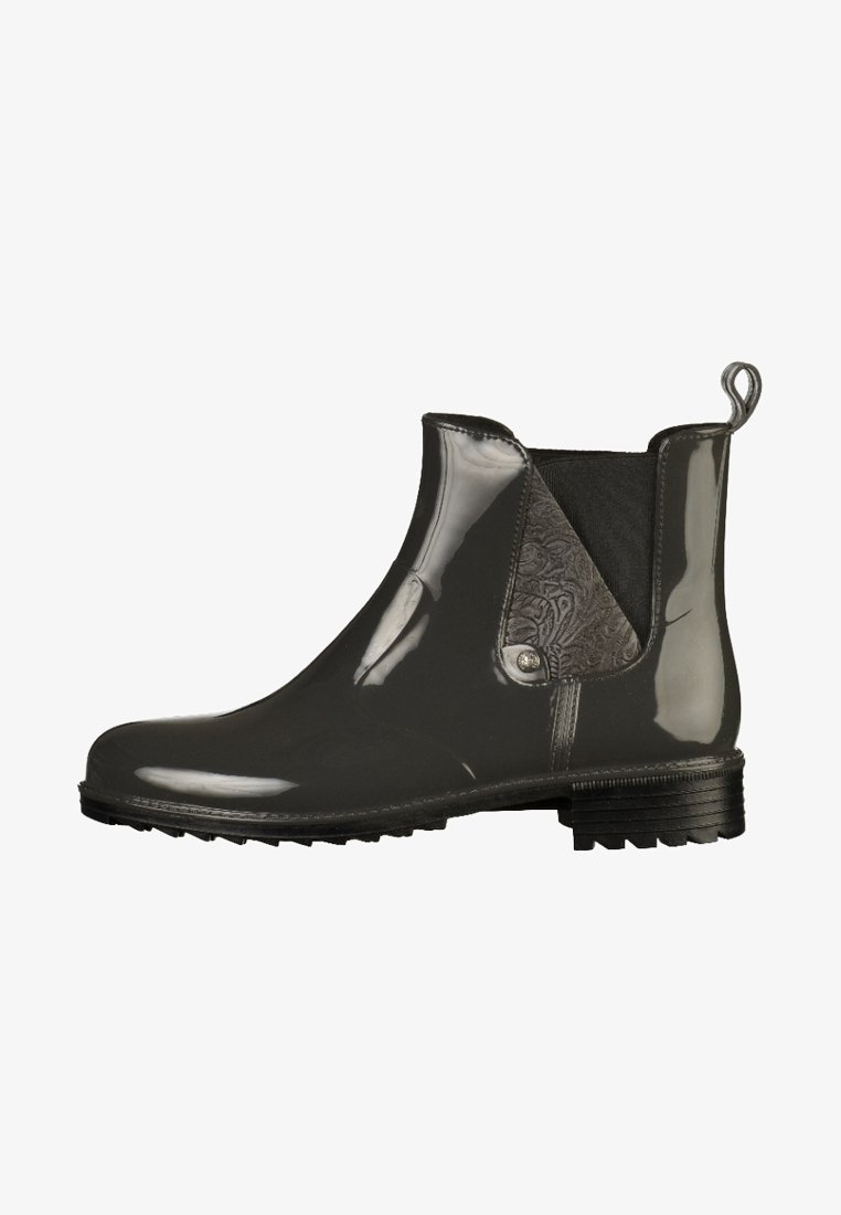 Bottine noire imperméable en matériau brillant, avec un panneau latéral texturé, un bout rond et une semelle robuste équipée d'une languette pour un enfilage facile.