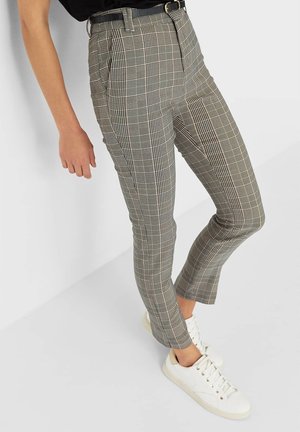 Stradivarius Stoffhose - grey