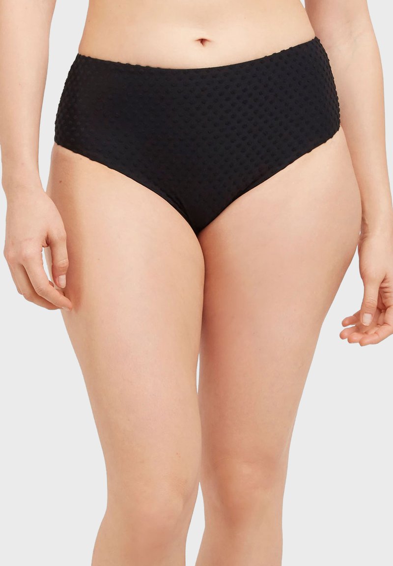 Černé bikiny s vysokým pasem, texturovaným tečkovaným vzorem, elastickým páskem a hladkým materiálem, navržené pro pohodlí a podporu.
