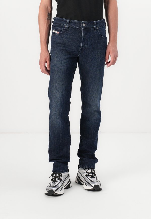 Jeans Straight Leg - 01