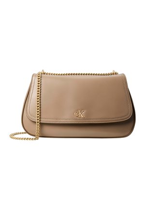 Calvin Klein CONVERTIBLE CHAIN MEDIUM - Keresztpántos táska - desert taupe