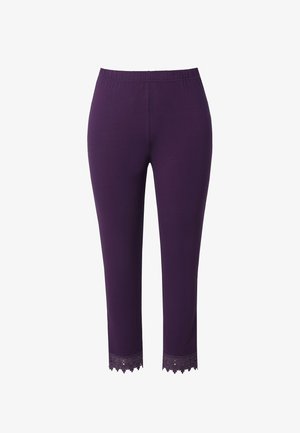 Leggings viola con vita elastica e bordo in pizzo all'orlo. Tessuto liscio, design aderente, lunghezza corta.