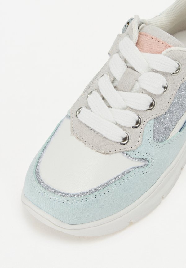 Trainers - multi color2