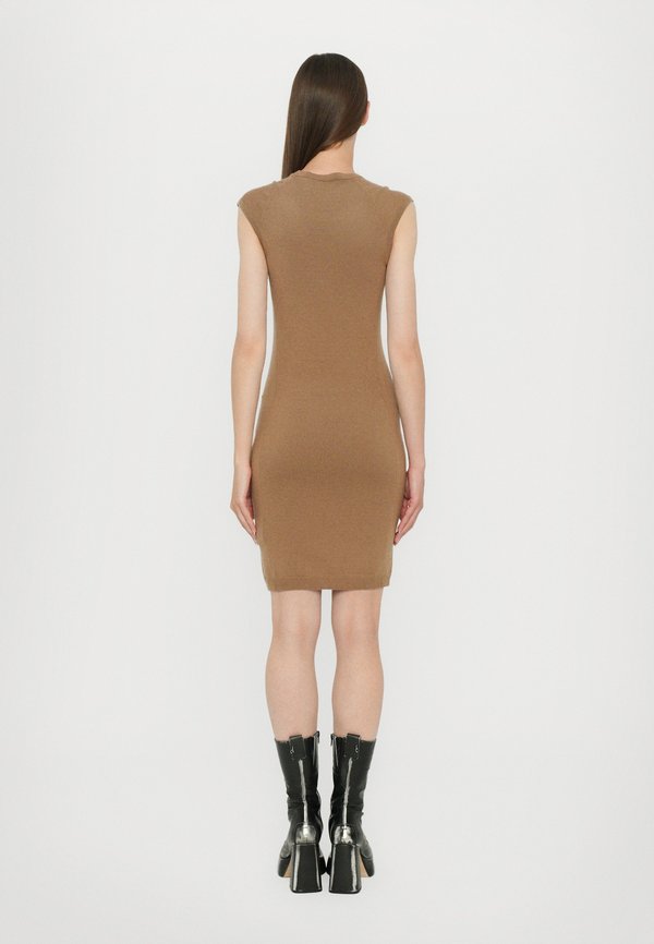 DRESS - Jumper dress - camel2