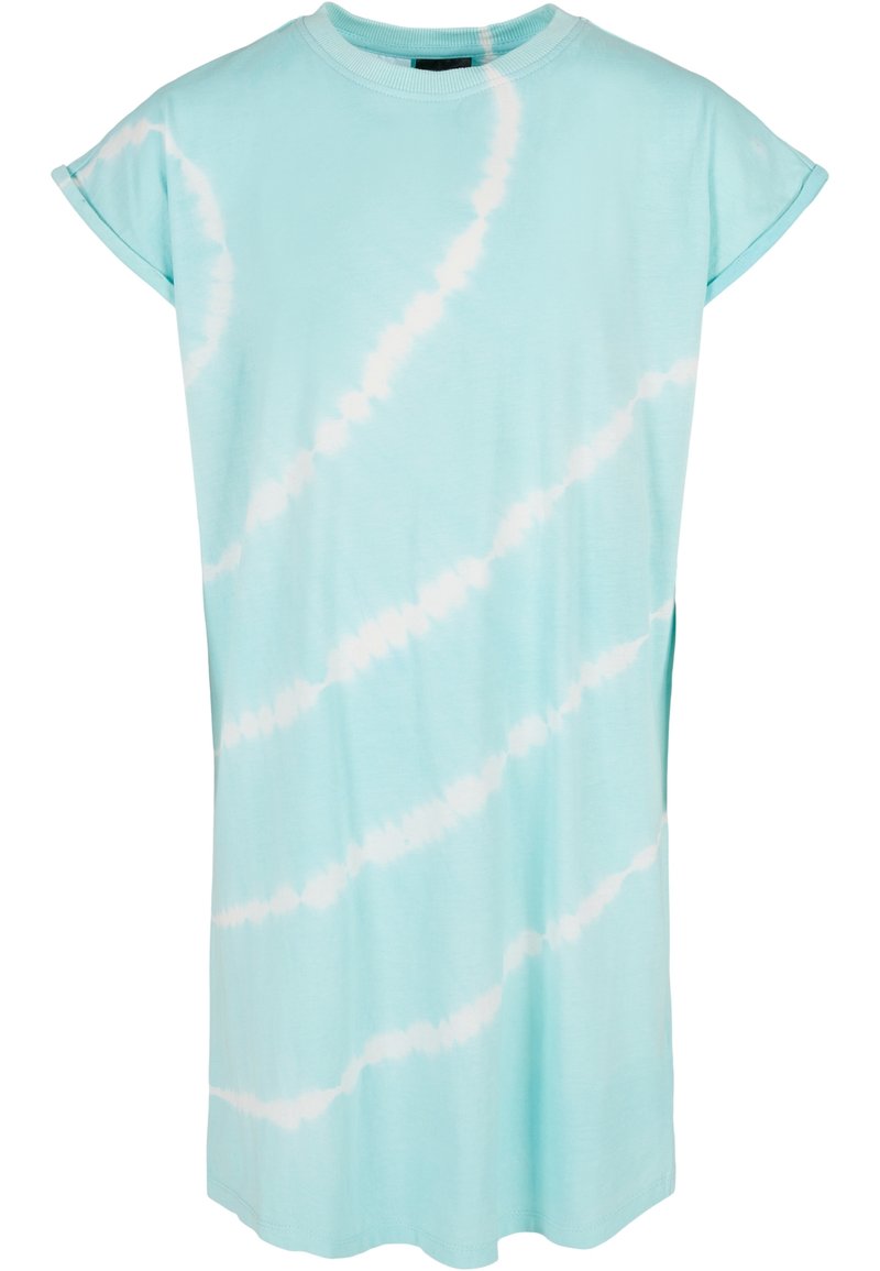 Světle modré bavlněné šaty ve tvaru trička s krátkými ohrnutými rukávy, zdobené bílými spirálami v technice tie-dye a bočními rozparky na spodním lemu pro větší volnost pohybu.