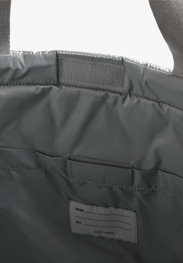 QUILTED  – Handtasche – silver