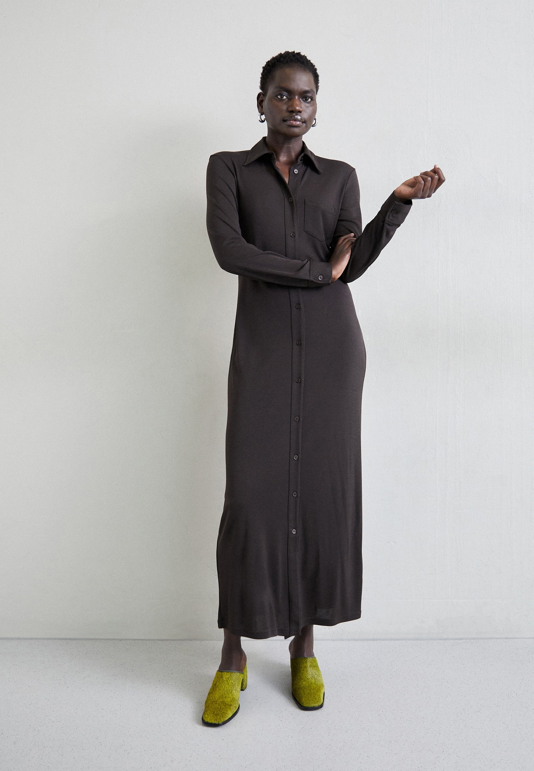 Filippa K DRESS - Maxi dress - dark choco/dark brown - Zalando