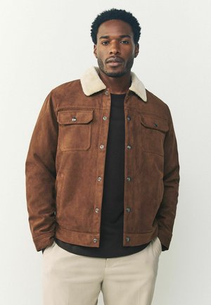 BORG COLLARED TRUCKER -REGULAR FIT - Kunstnahast jakk - brown