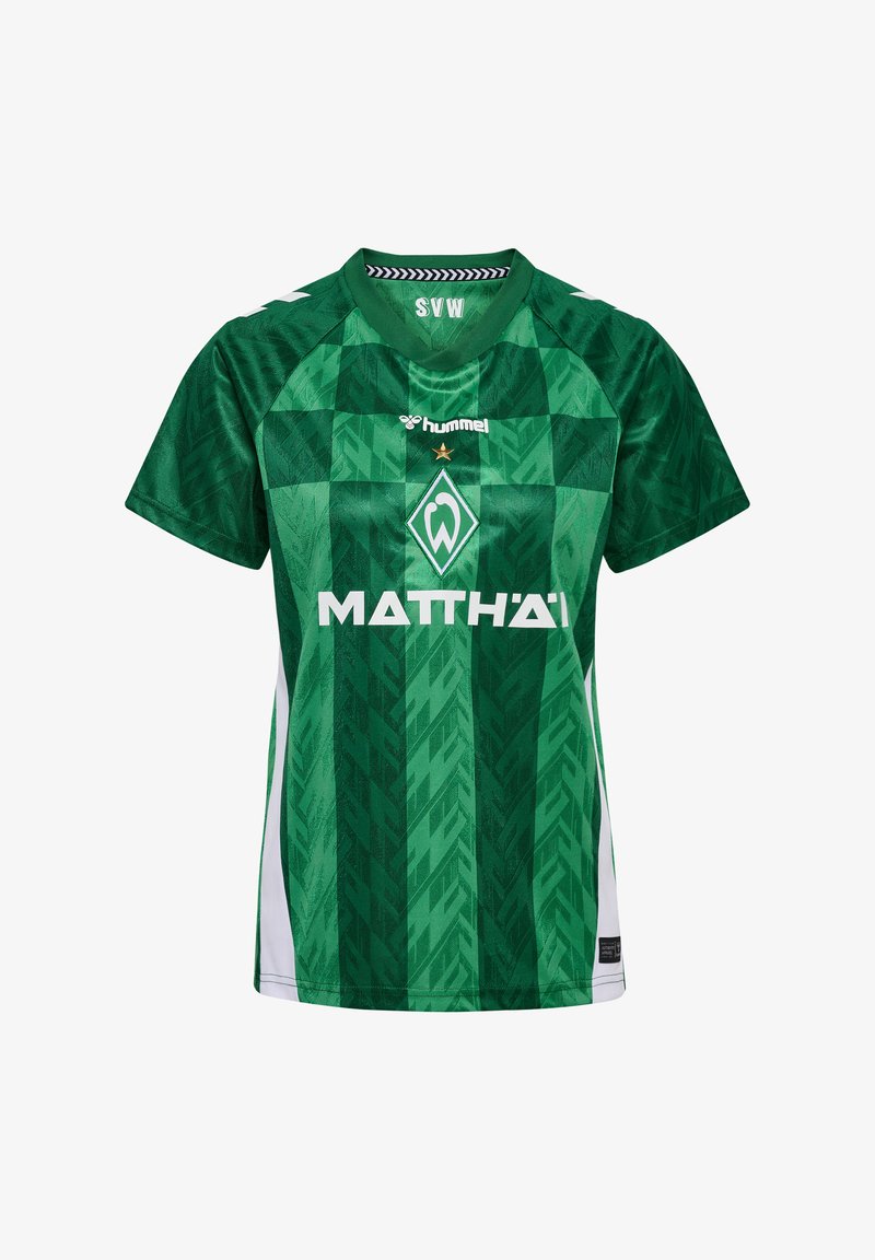 Groene sporttrui met een geometrisch patroon, witte accenten, een ronde halslijn en opvallende branding met een logo en tekst op de voorkant.