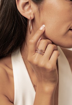 Hey Happiness, SNAKE SKIN HOOP - Earrings - gold-coloured