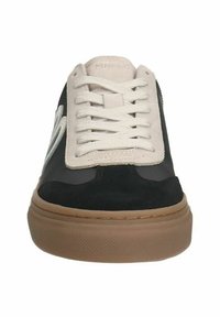 Black and gray sneaker with suede upper, round toe, beige laces, and rubber gum sole. Features a stitched detail and logo on the side.