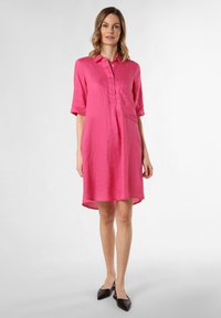 Unselected, pink