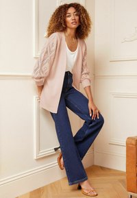 Love & Roses Adīta jaka - pink