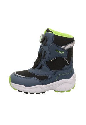 Laarzen met een blauwe synthetische bovenkant, zwarte accenten, groene highlights, een waterdichte GORE-TEX voering en een gestructureerde rubberen zool.