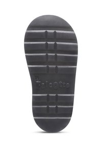 Suola di scarpe in gomma nera con scanalature e rilievi testurizzati, caratterizzata dal logo "Falcotto" in rilievo e una forma della punta arrotondata.